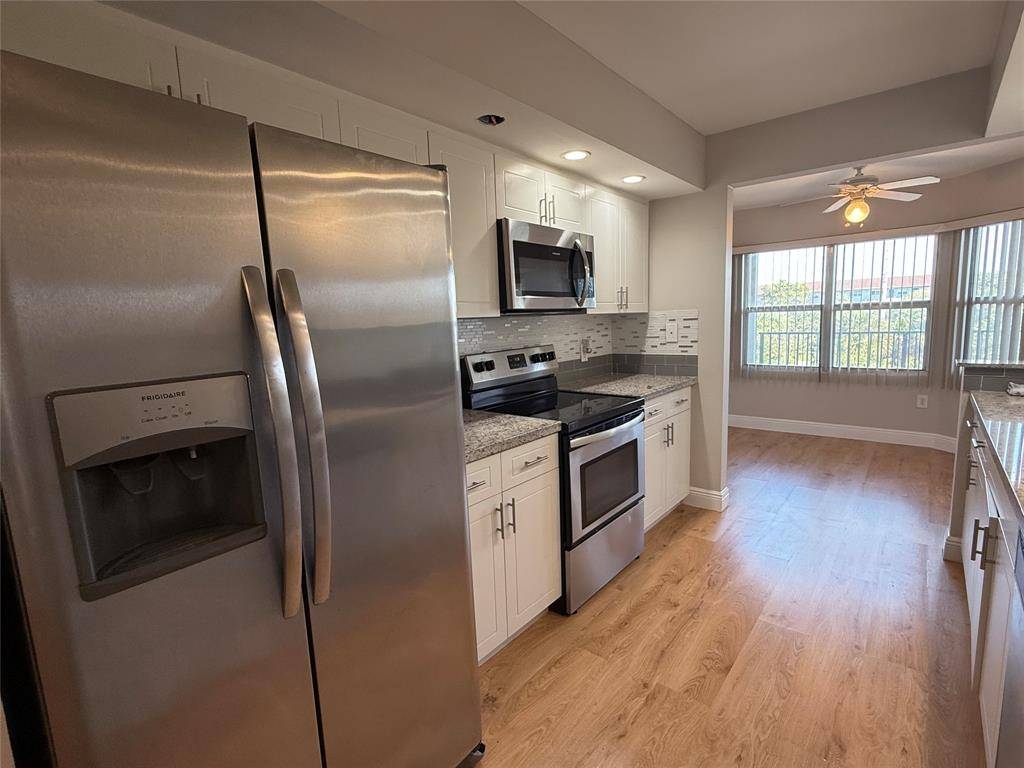 Pembroke Pines, FL 33027,550 SW 137th Ave #312 L