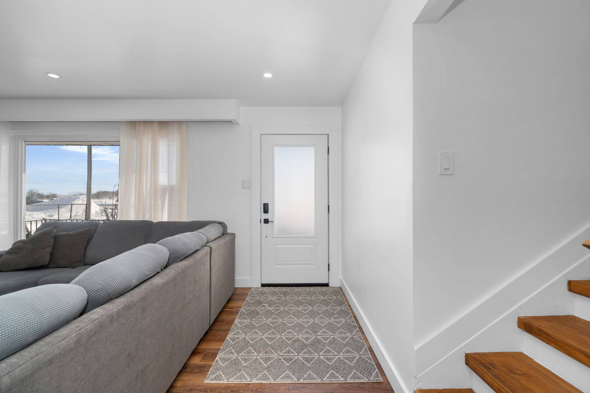 Springwater, ON L0M 1T2,5812 COUNTY RD 90 N/A