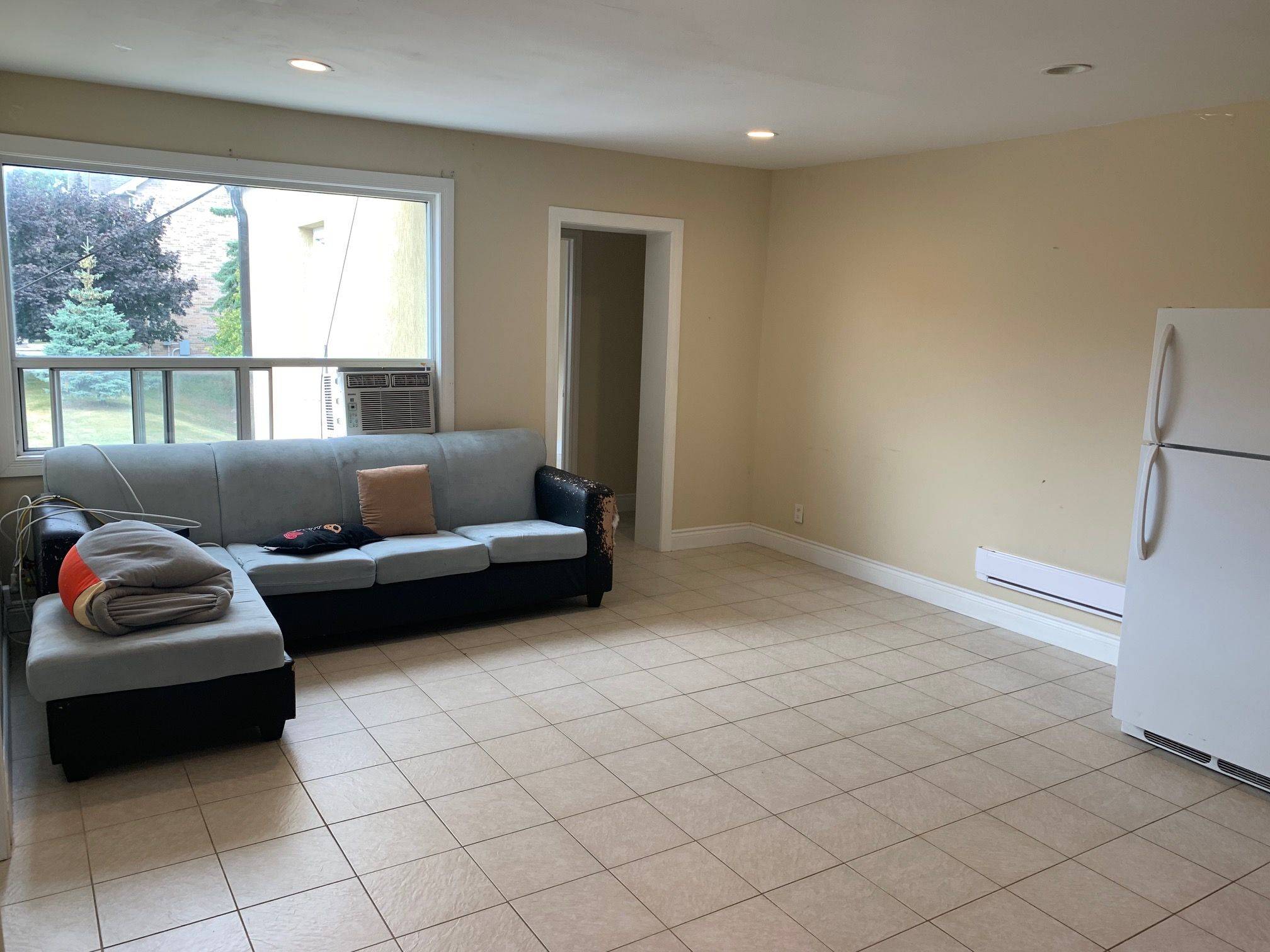 Toronto W06, ON M8W 1N3,3430 Lakeshore BLVD W #3