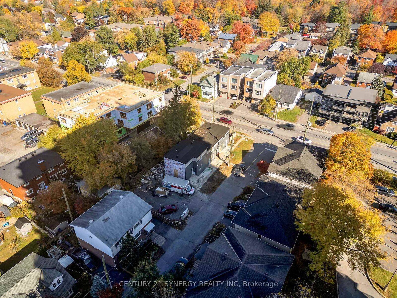 Westboro - Hampton Park, ON K1Z 5X4,598 Kirkwood AVE #5