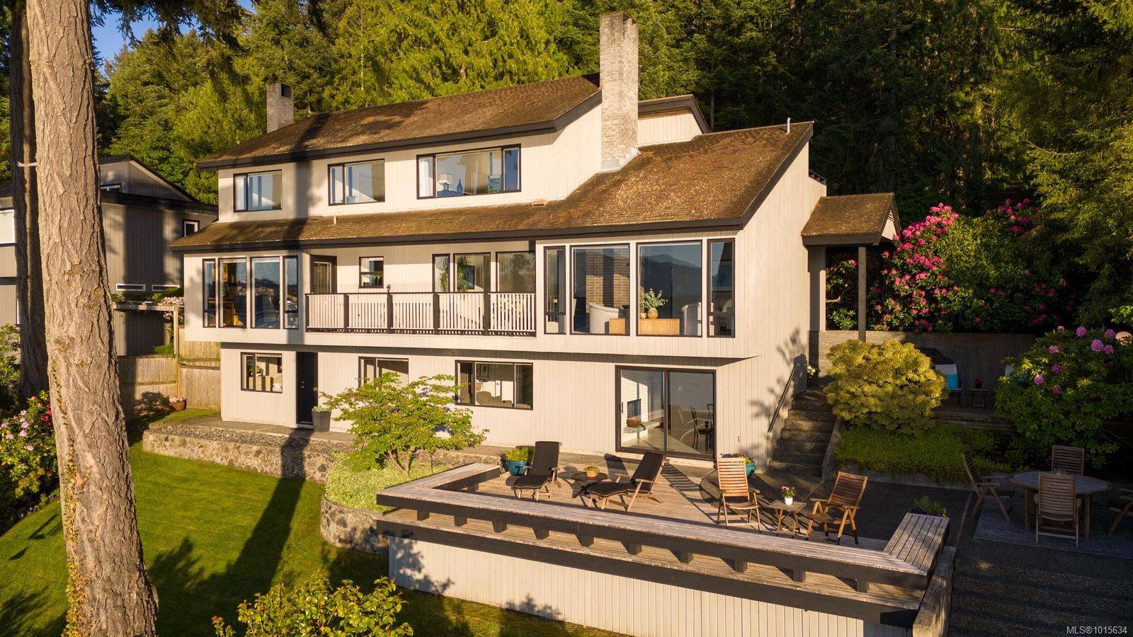 North Saanich, BC V8L 5H5,9600 Ardmore Dr