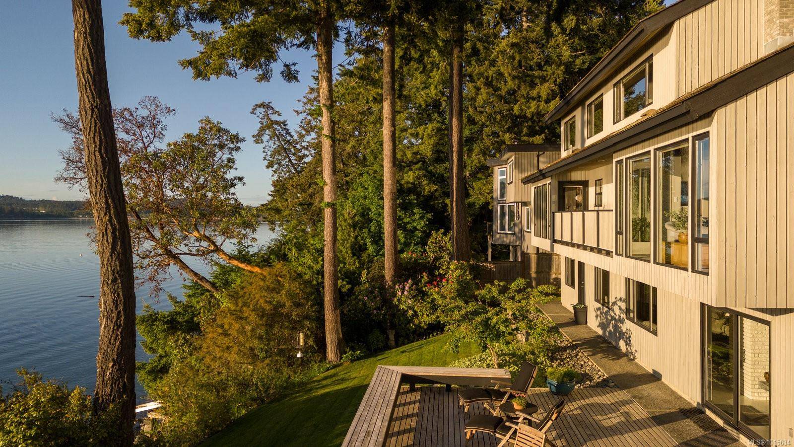 North Saanich, BC V8L 5H5,9600 Ardmore Dr