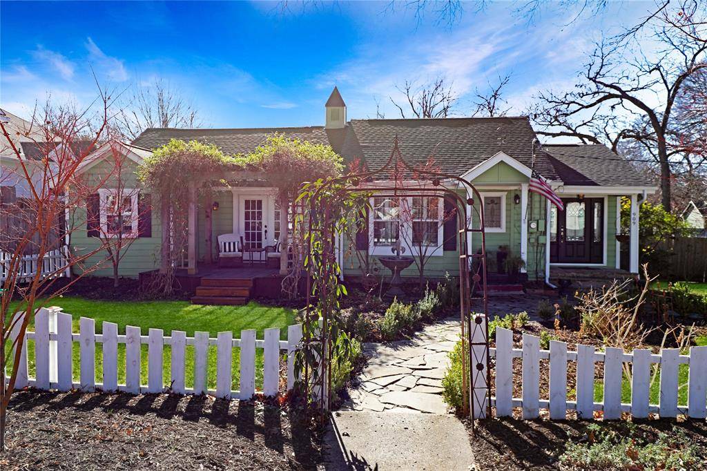 Mckinney, TX 75069,909 W Hunt Street