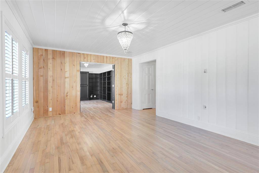 Mckinney, TX 75069,909 W Hunt Street