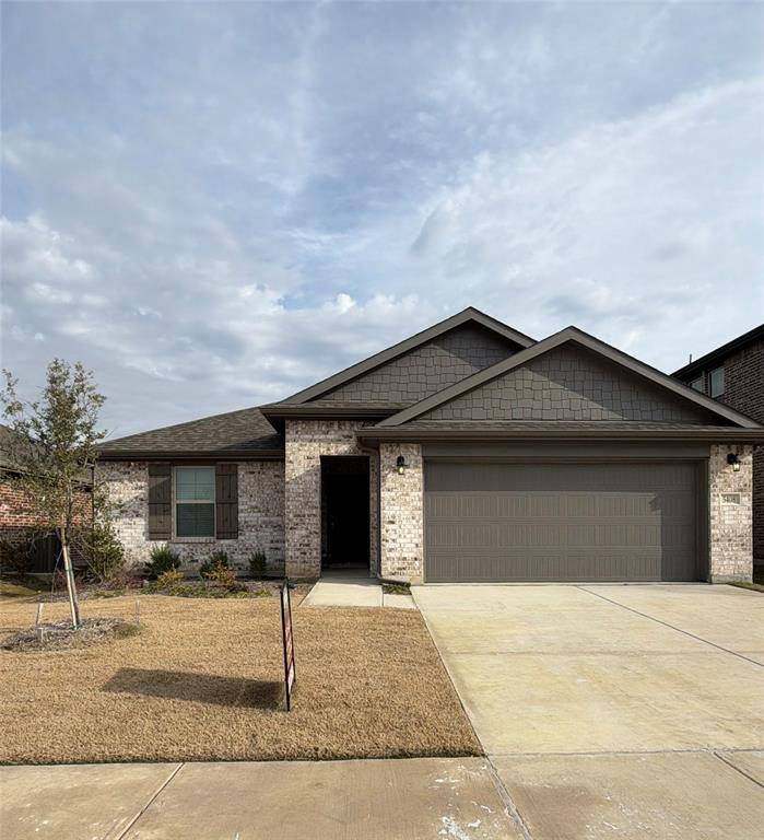 Denton, TX 76207,5408 Locke Drive