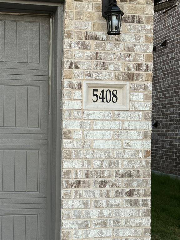 Denton, TX 76207,5408 Locke Drive