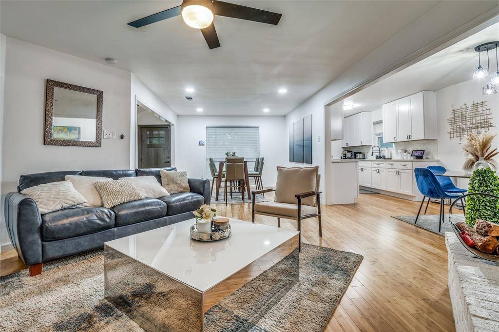 Dallas, TX 75238,11211 Mccree Road