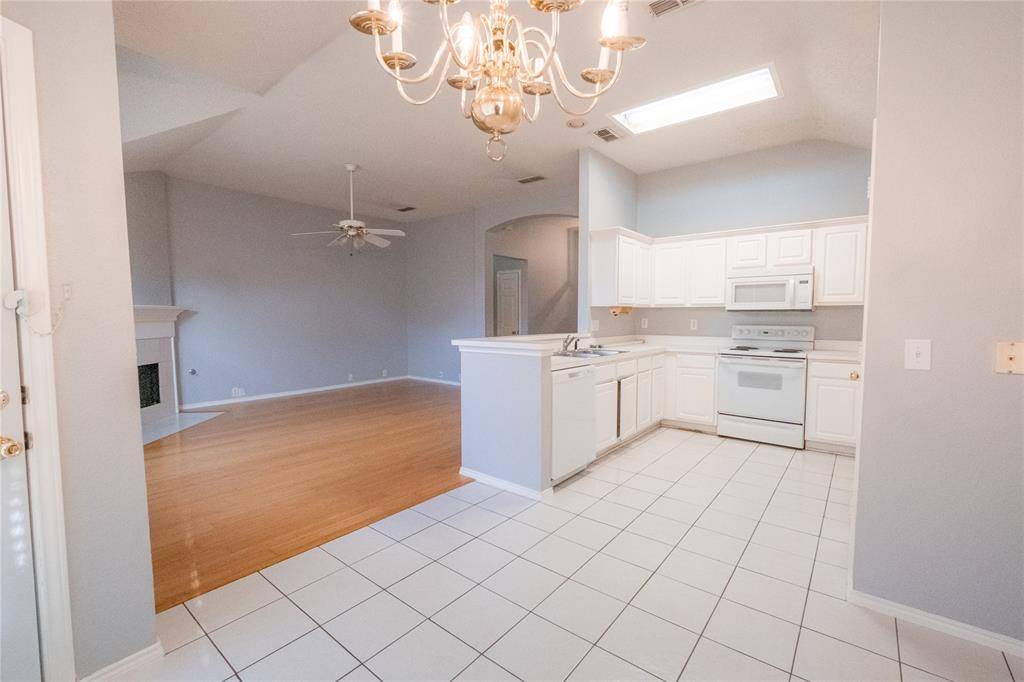 Saginaw, TX 76131,817 Stafford Station Drive