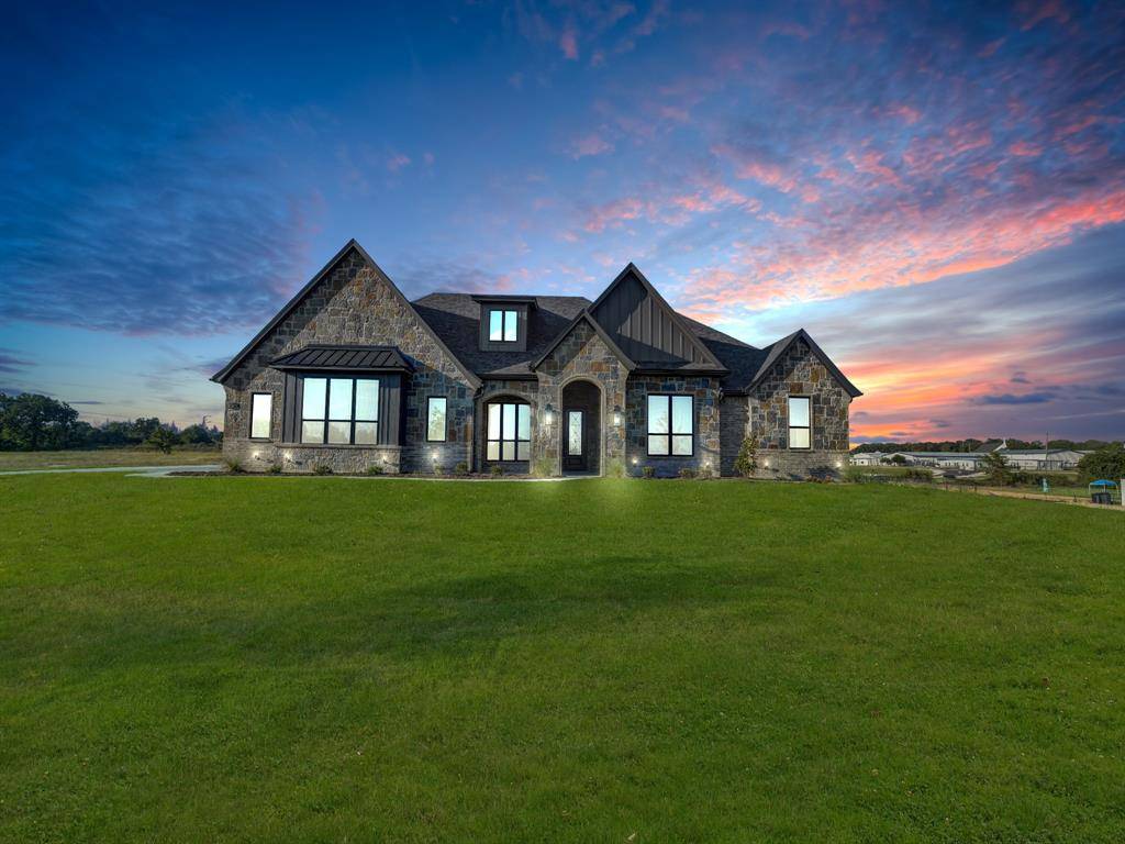 Weatherford, TX 76088,121 Desperado Way