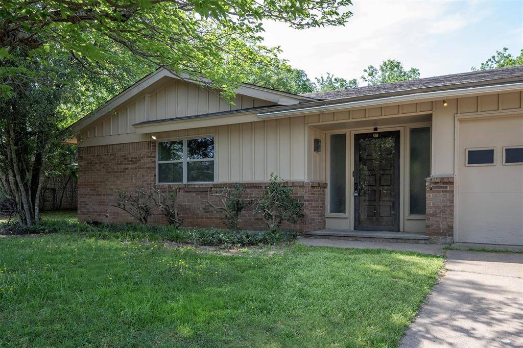 Weatherford, TX 76086,610 E Anderson Street