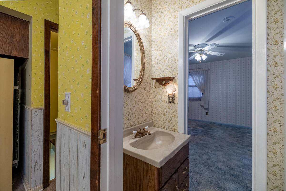 Manchester, MI 48158,17903 English RD