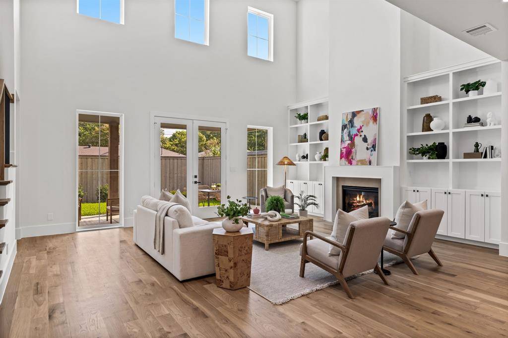 Dallas, TX 75238,9124 Lynbrook Drive