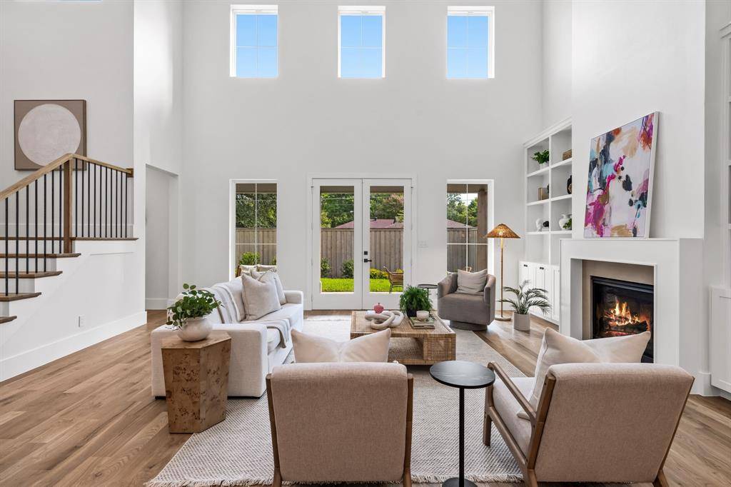 Dallas, TX 75238,9124 Lynbrook Drive