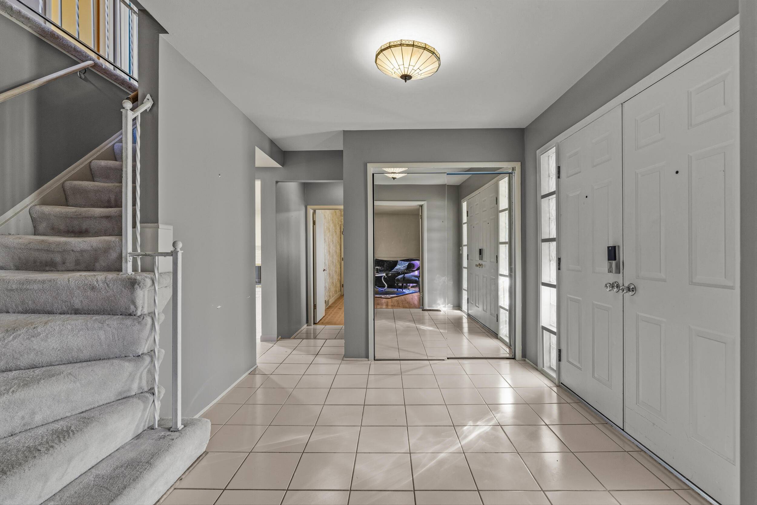 West Bloomfield, MI 48322,6843 Leslee Crest DR