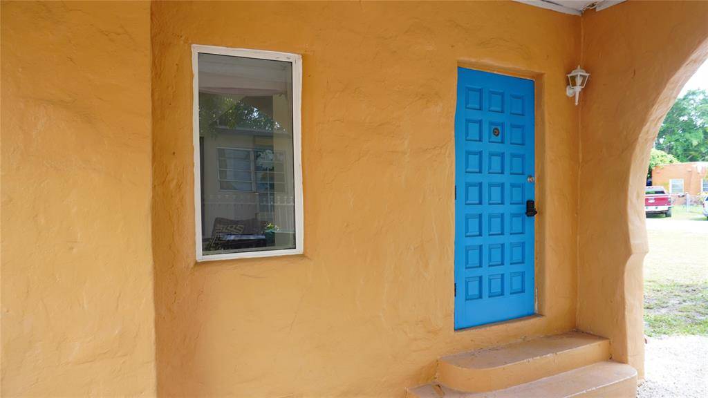 Opa-locka, FL 33054,1011 Sharar Ave