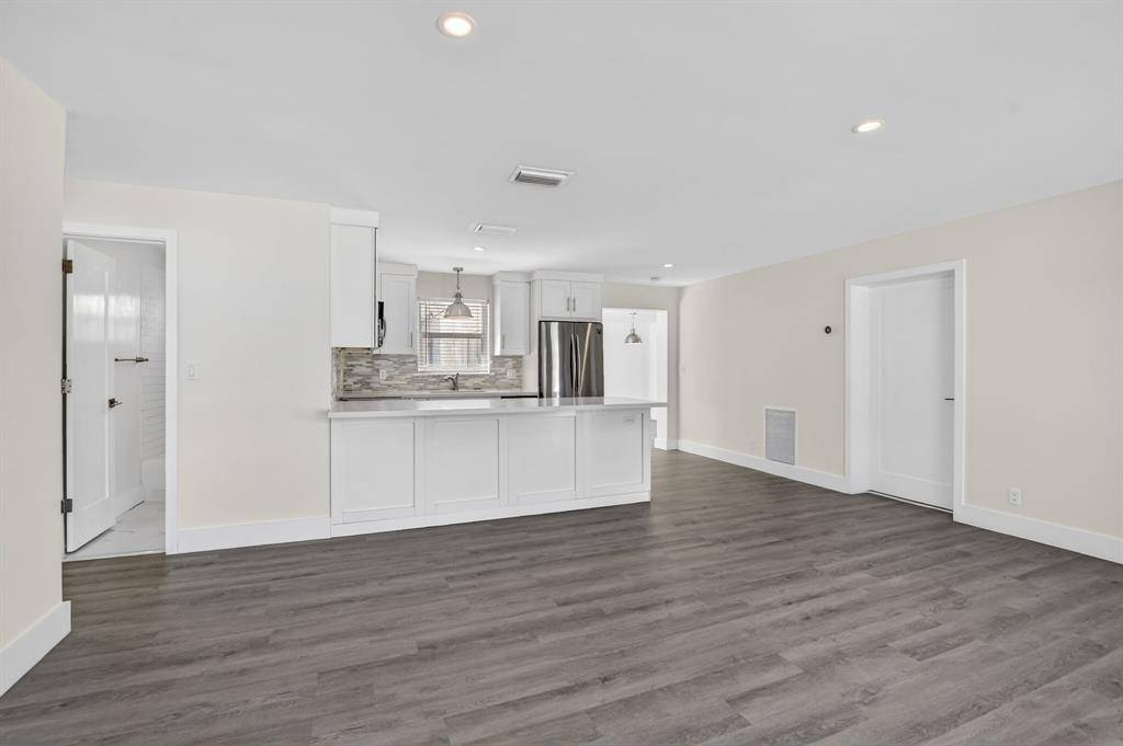 Deerfield Beach, FL 33441,954 SE 7th St