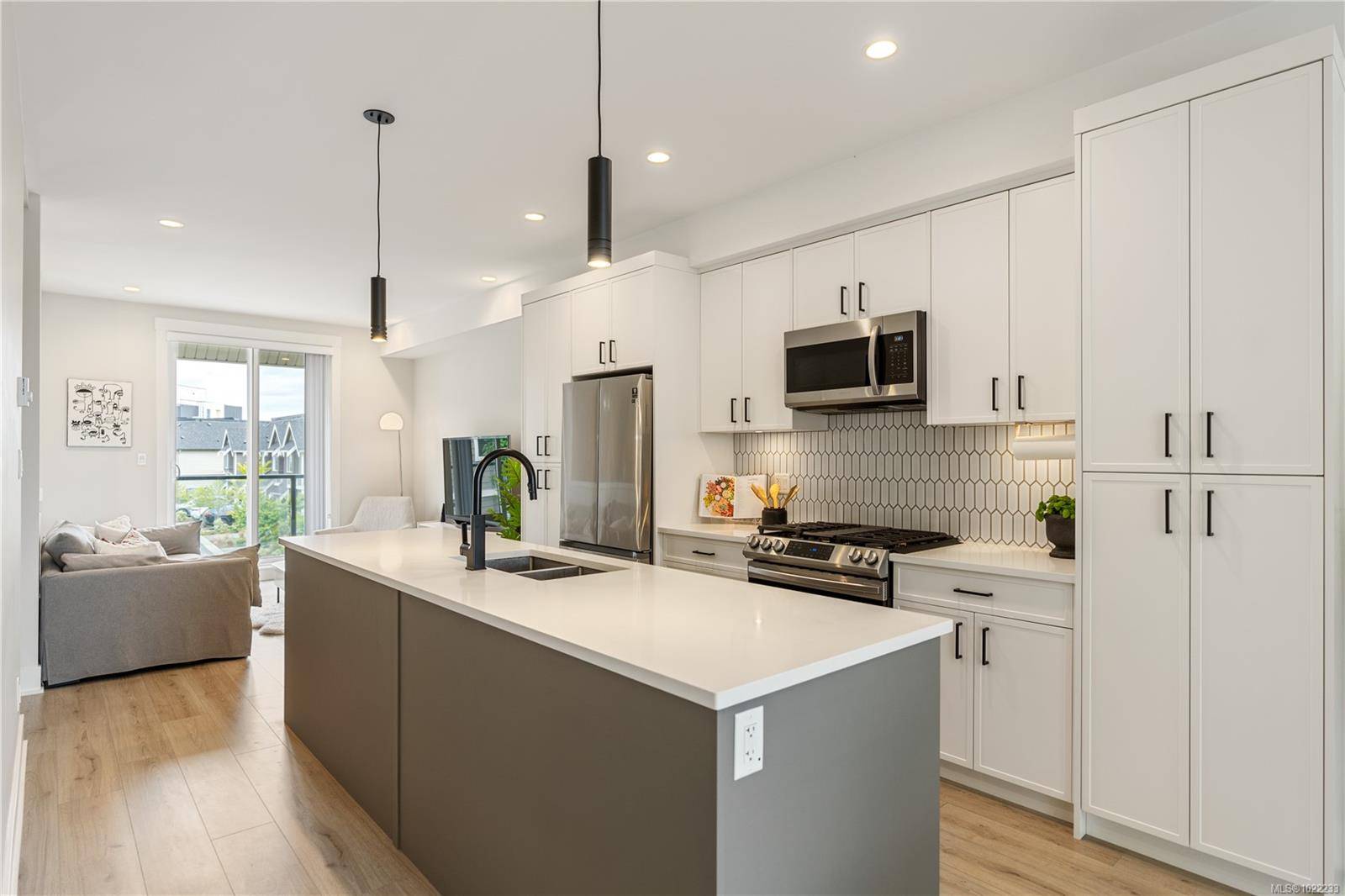 Langford, BC V9B 0Y6,1161 Moonstone Loop