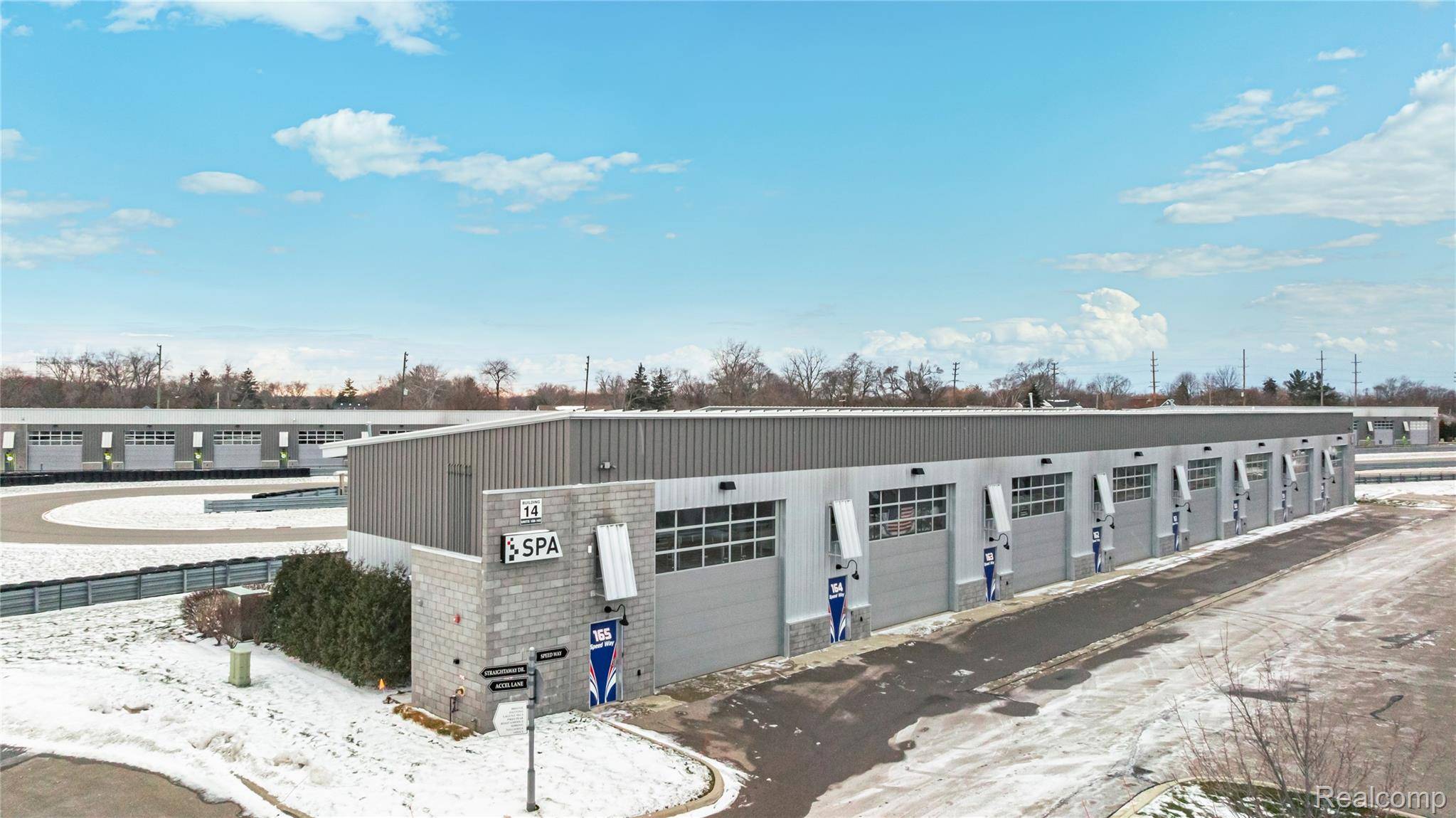 Pontiac, MI 48341,163 Speed Way