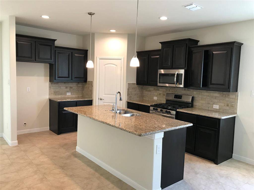 Denton, TX 76210,216 Sunken Meadow Court