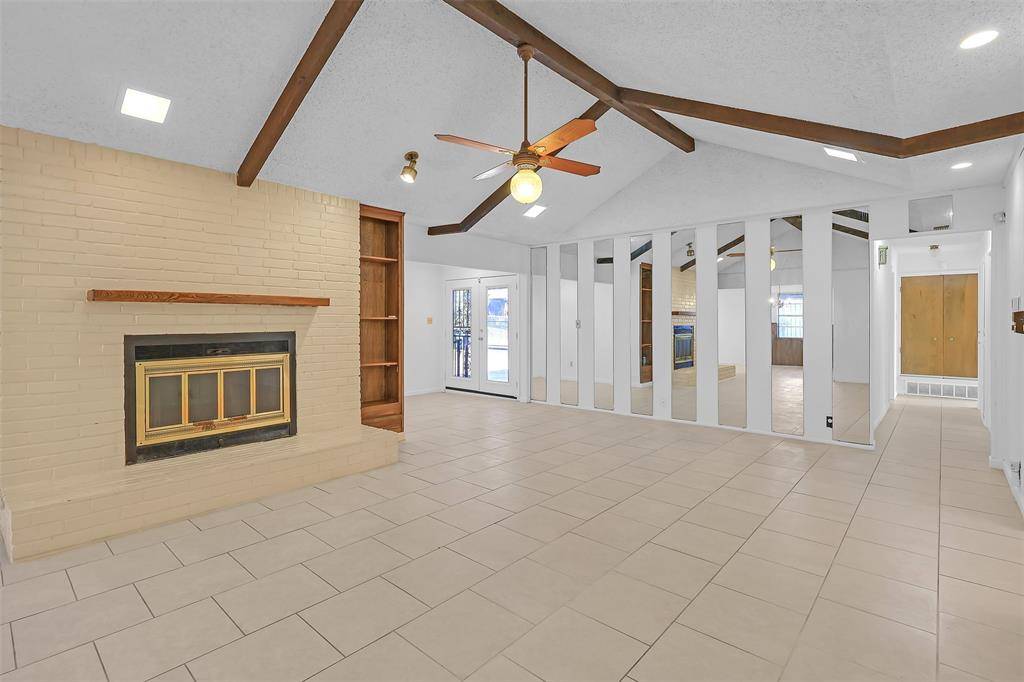 Fort Worth, TX 76112,1601 Meadow Lane Terrace