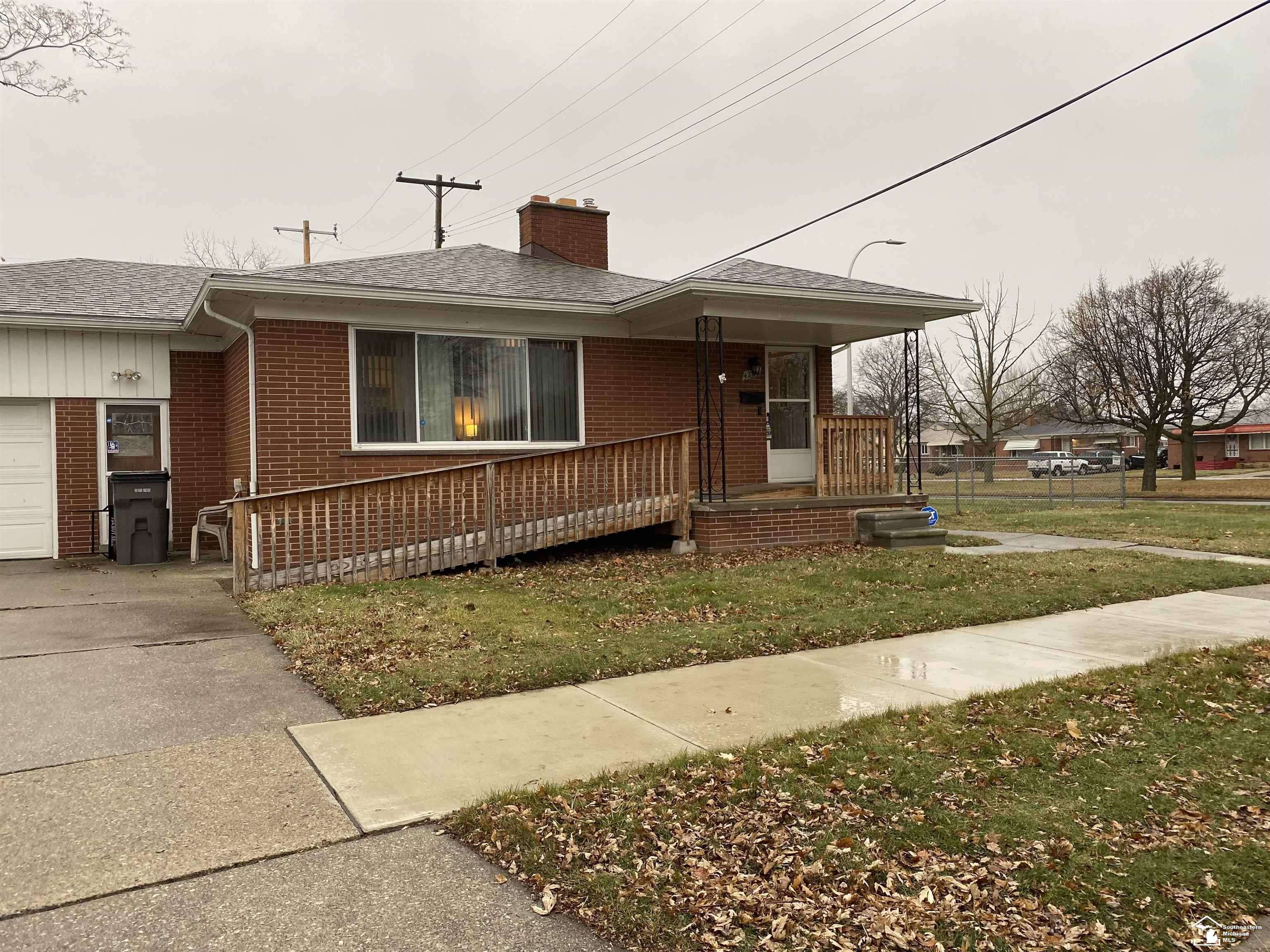 Ecorse, MI 48229,4226 12th ST