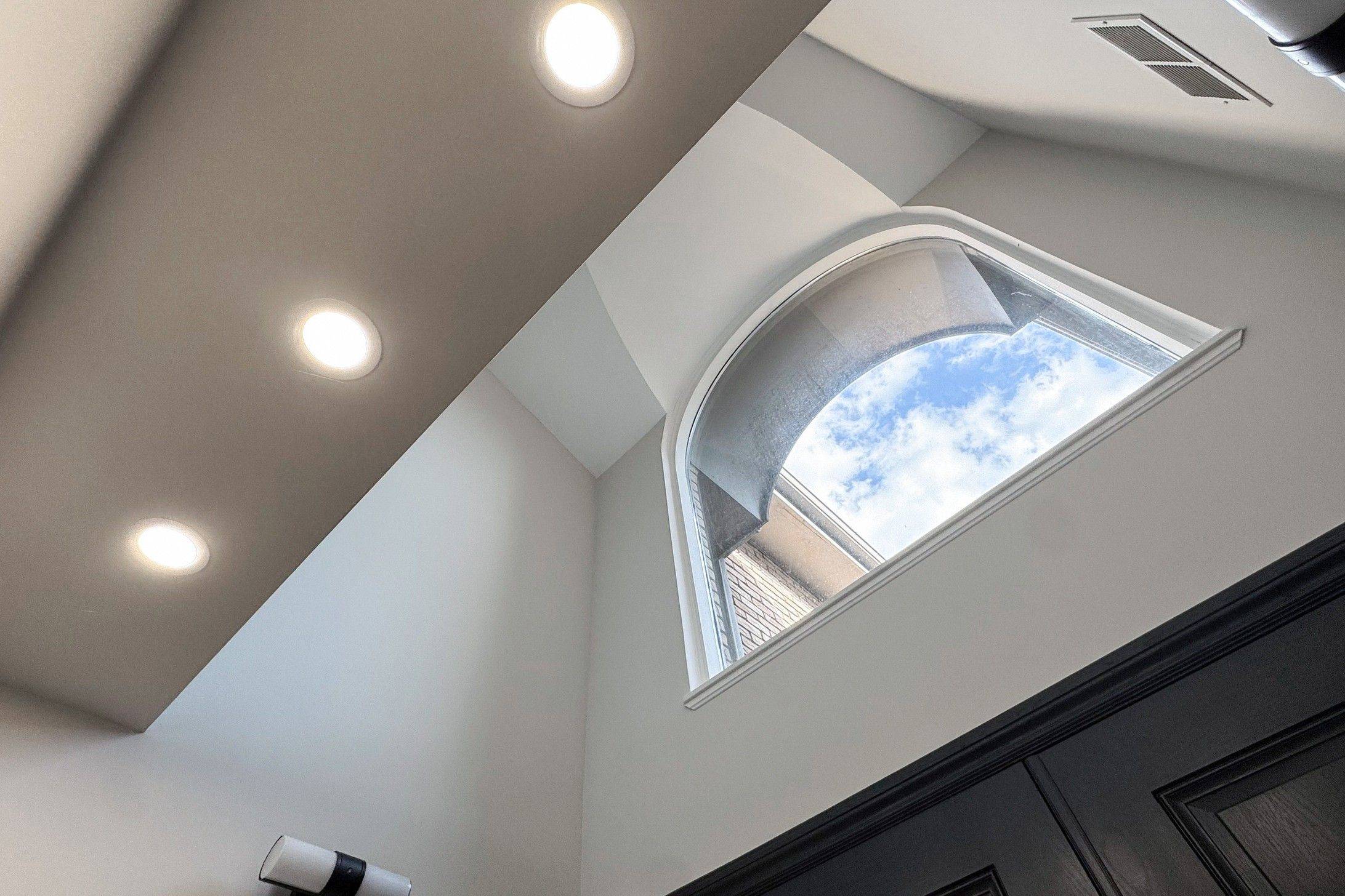 Toronto C12, ON M2L 2P9,8 Elliotwood CT