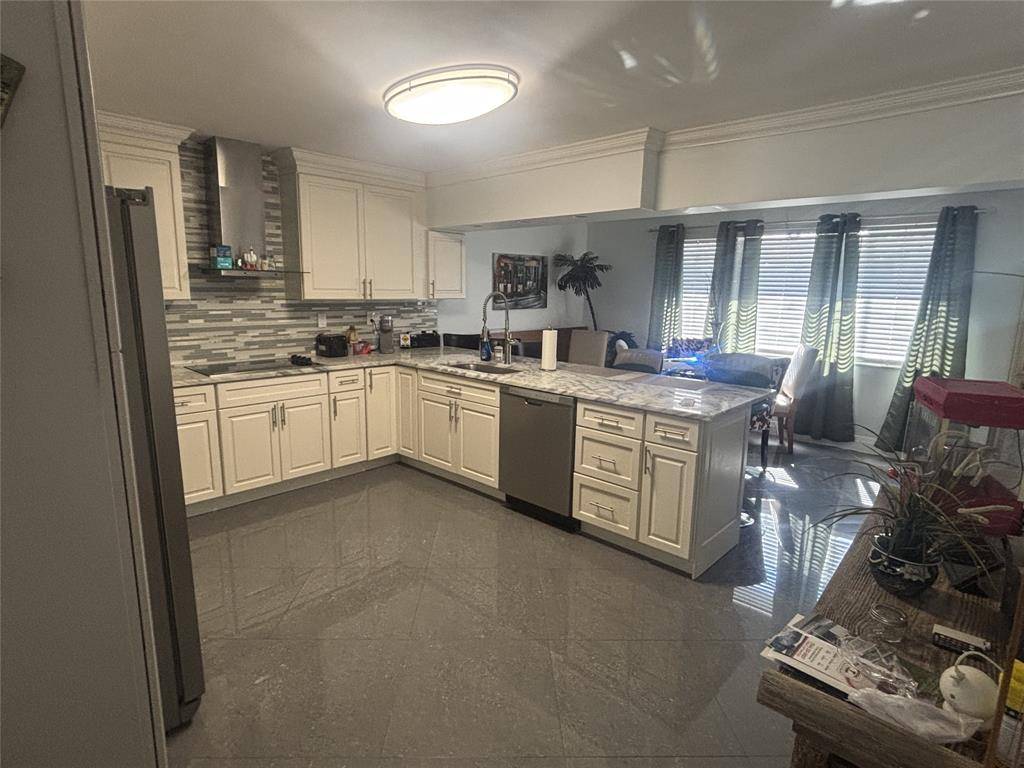 Fort Lauderdale, FL 33308,2820 NE 49th St