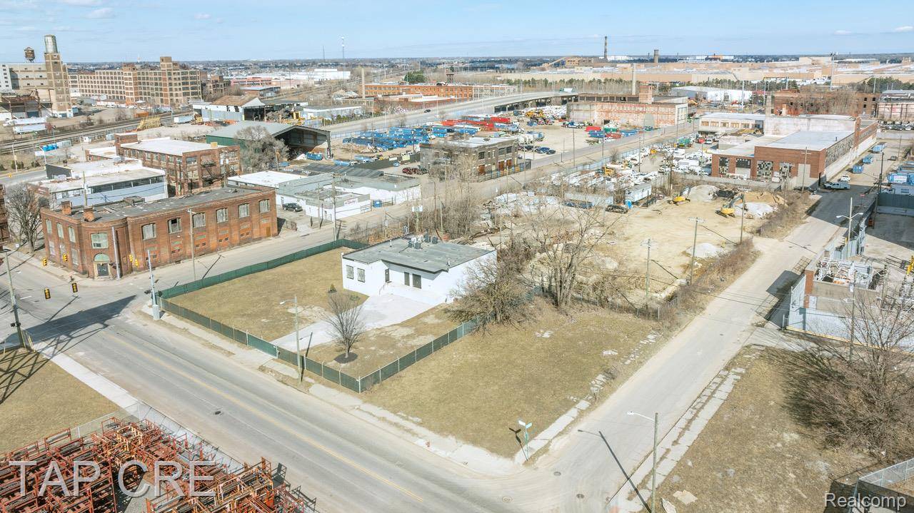 Detroit, MI 48211,6474 RUSSELL ST