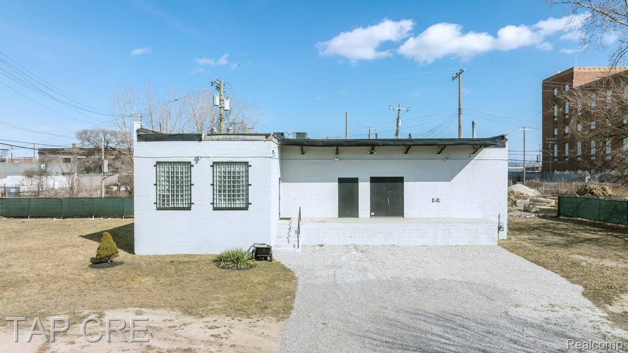 Detroit, MI 48211,6474 RUSSELL ST