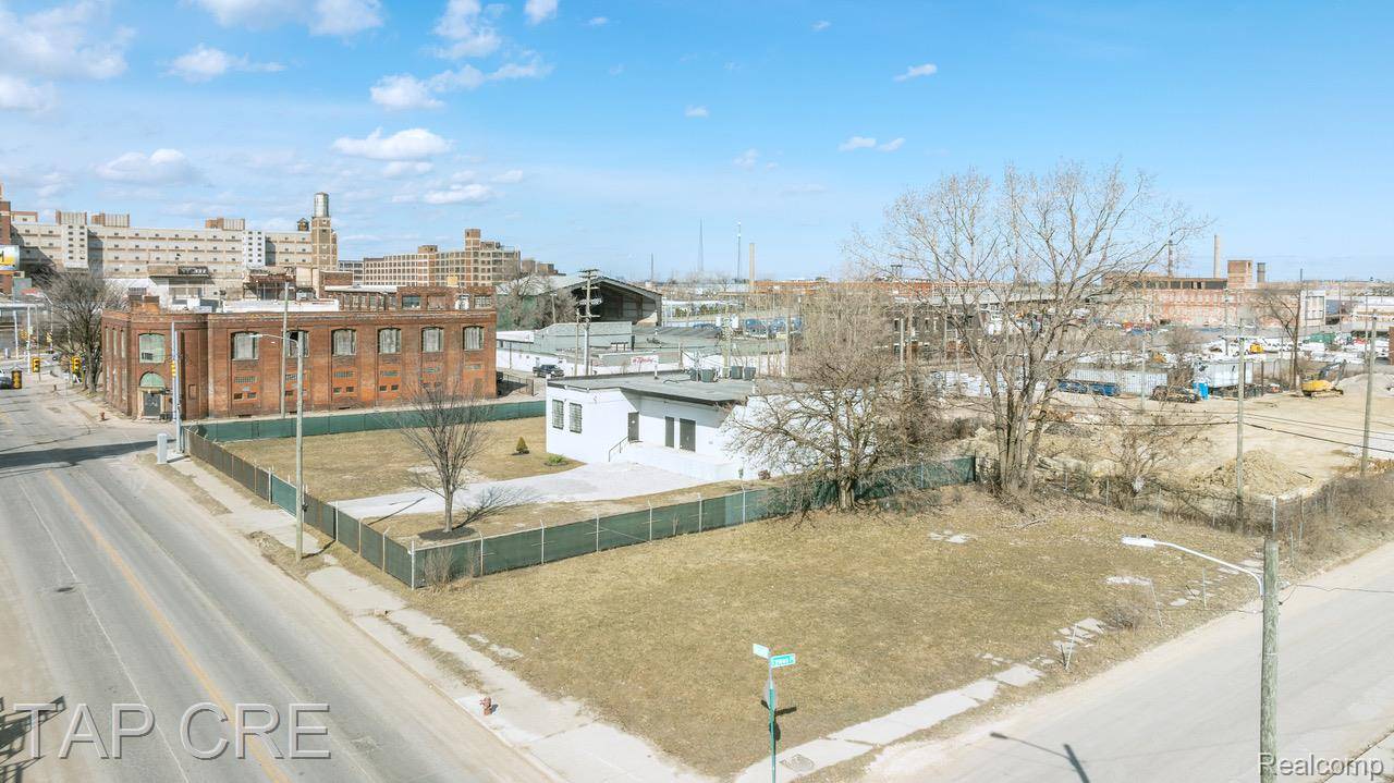 Detroit, MI 48211,6474 RUSSELL ST