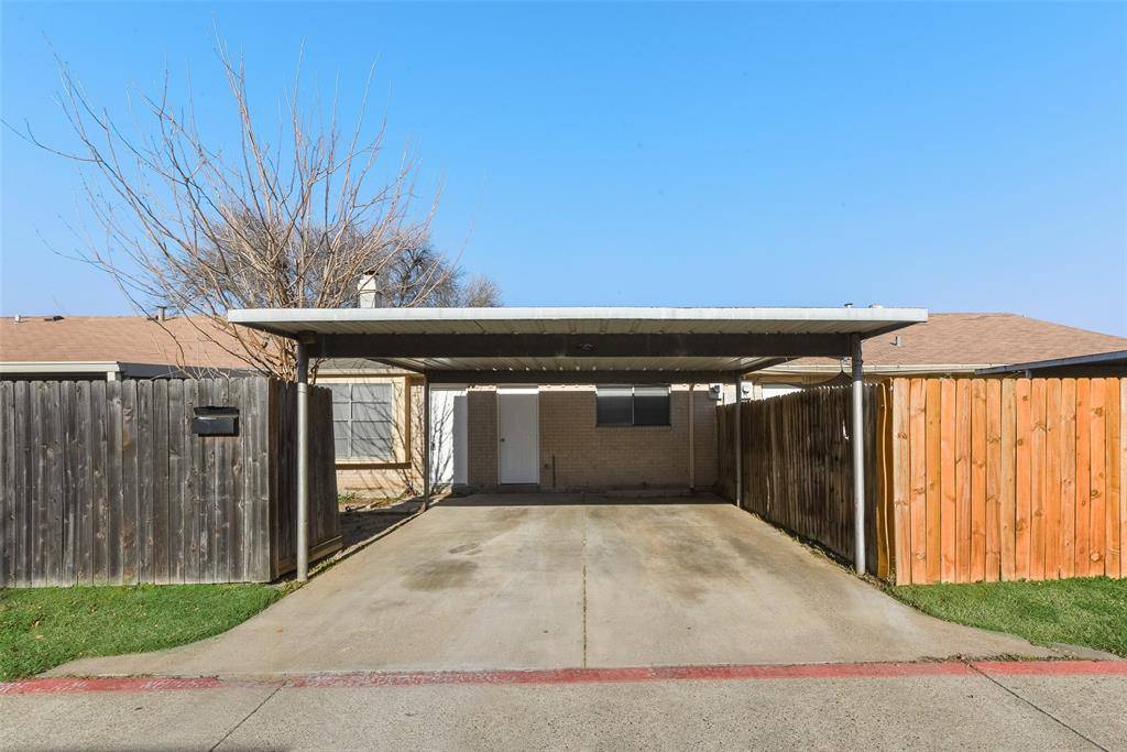 Grand Prairie, TX 75052,80 E Mountain Creek Drive #19