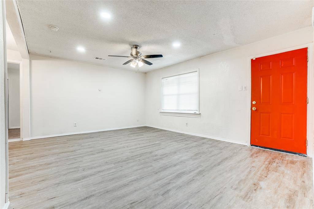 Dallas, TX 75241,5869 Bluffman Drive