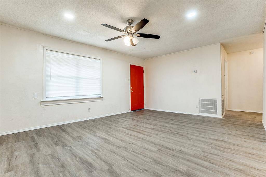 Dallas, TX 75241,5869 Bluffman Drive