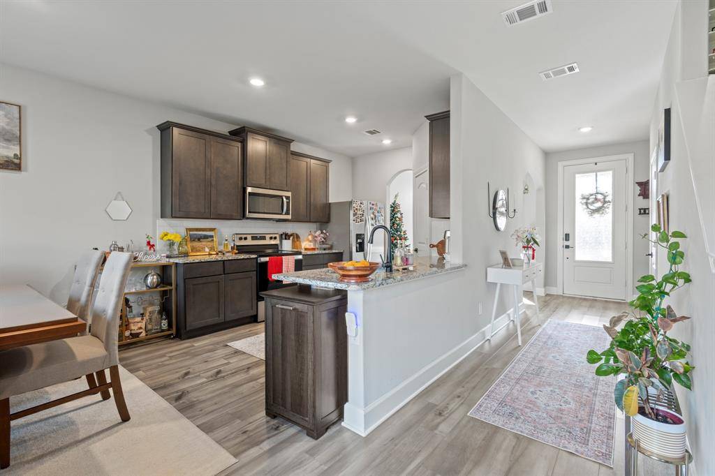 Fort Worth, TX 76120,7645 Thunder River Road