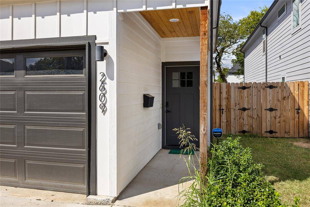 Dallas, TX 75215,2609 Warren Avenue
