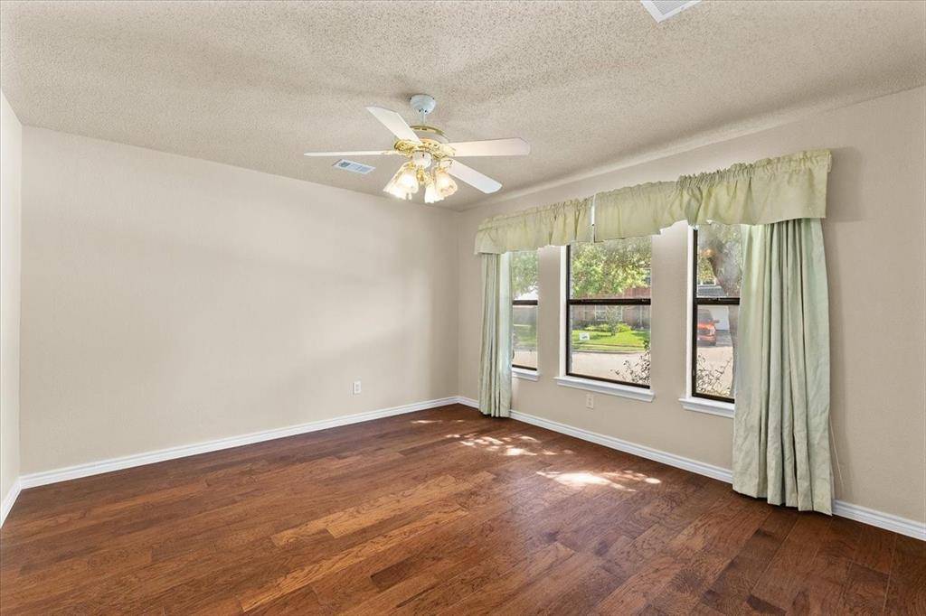 Haltom City, TX 76137,5253 Chessie Circle