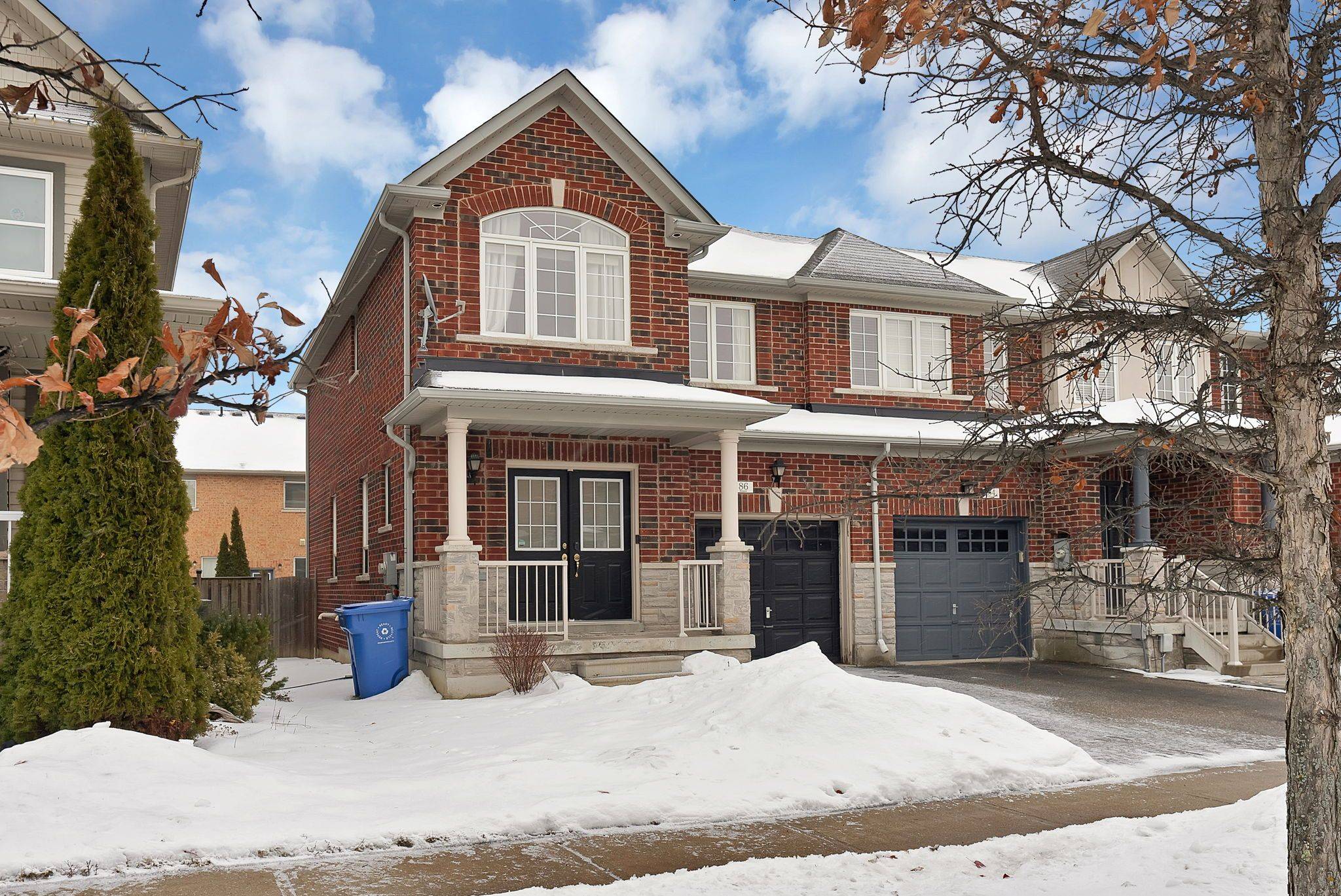 Whitchurch-stouffville, ON L4A 0T7,86 Northway AVE