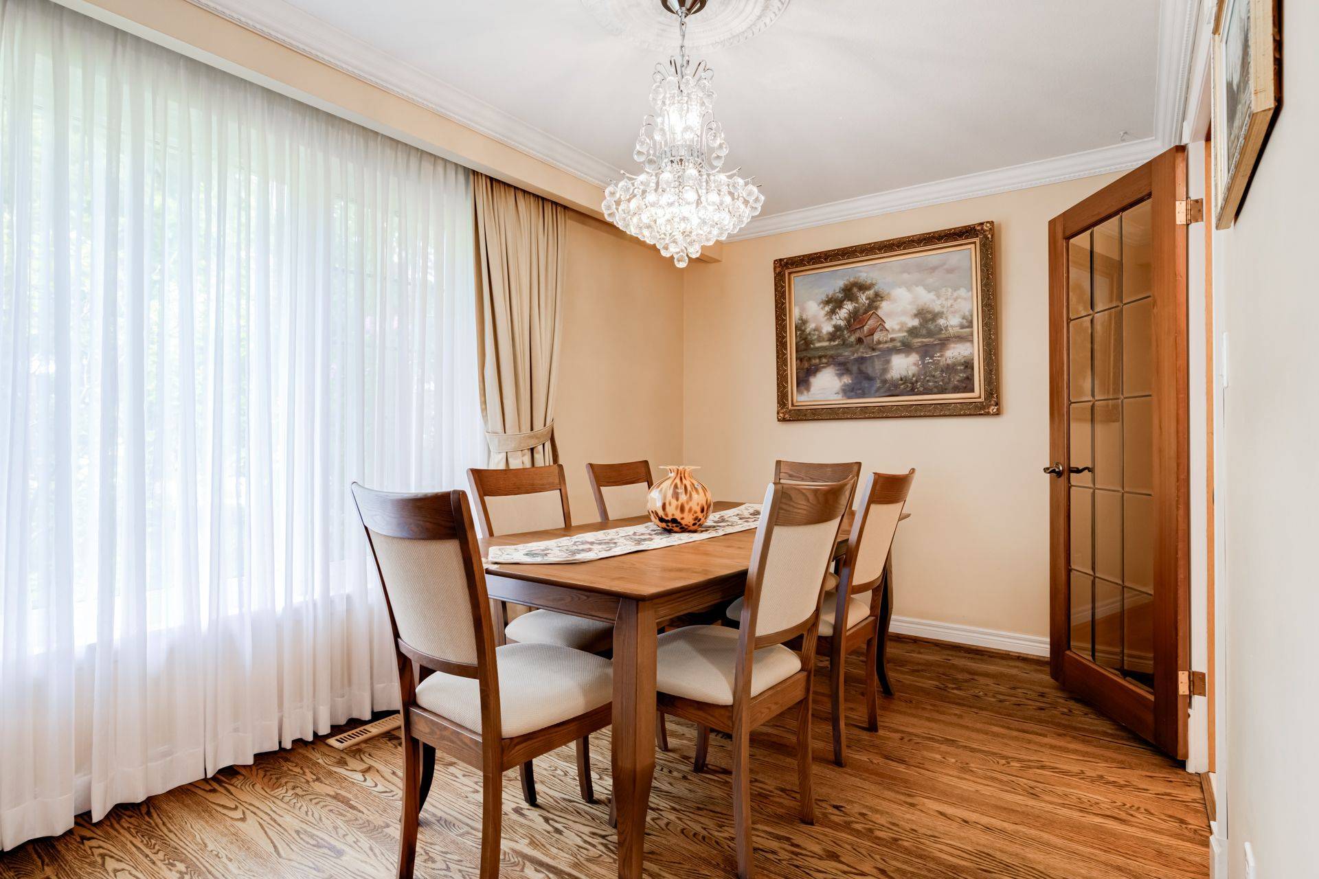 Mississauga, ON L5C 1P9,1192 Chada AVE