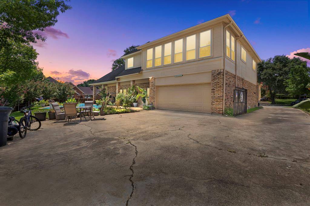 Bedford, TX 76021,1209 Hillandale Court