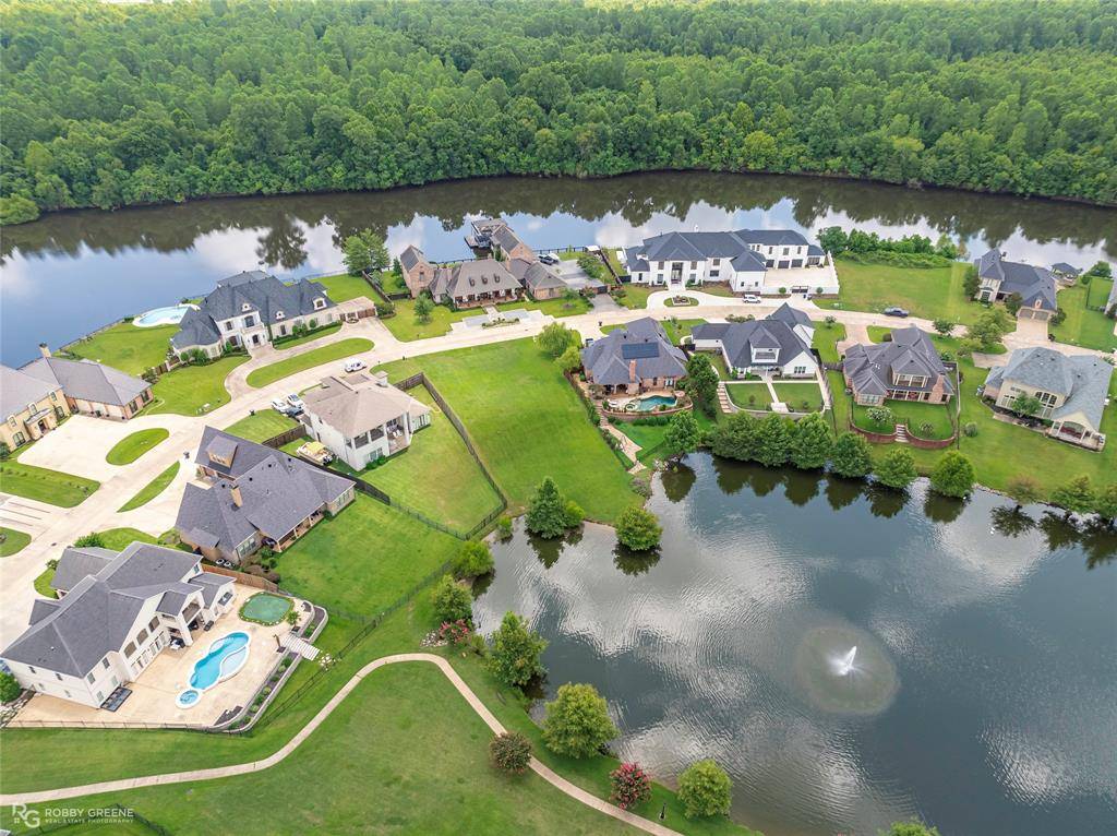 Shreveport, LA 71115,7926 Batture Drive