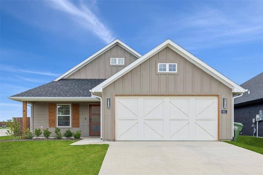 Godley, TX 76044,941 Tesslynn Avenue