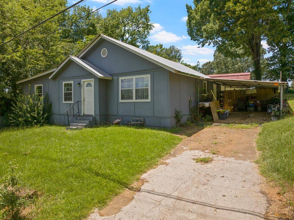 Hughes Springs, TX 75656,307 Russell Street