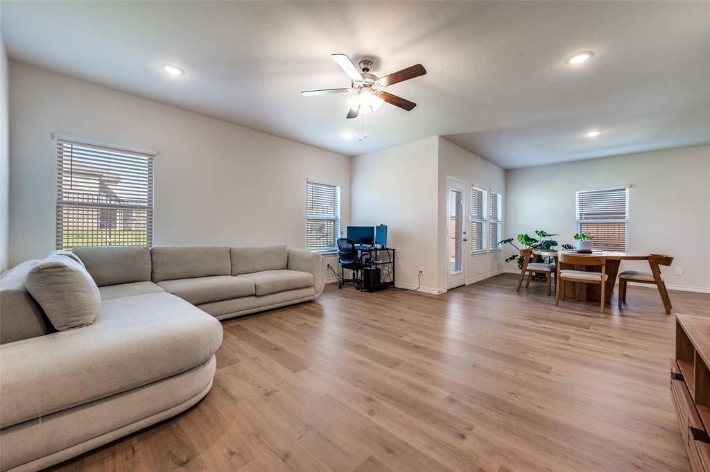 Little Elm, TX 75068,3876 Lyndhurst Avenue