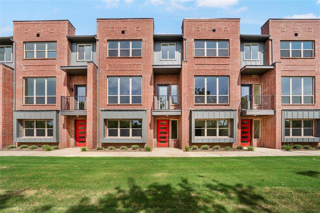 Farmers Branch, TX 75234,13351 Goodland Street #207