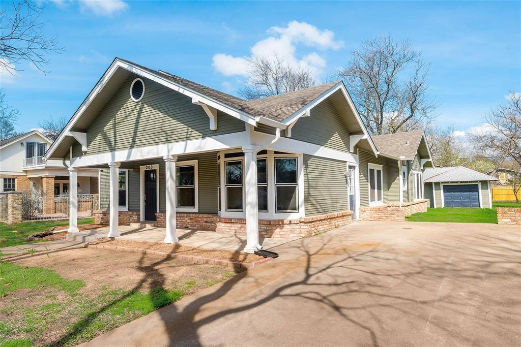 Cleburne, TX 76033,203 Bellevue Drive