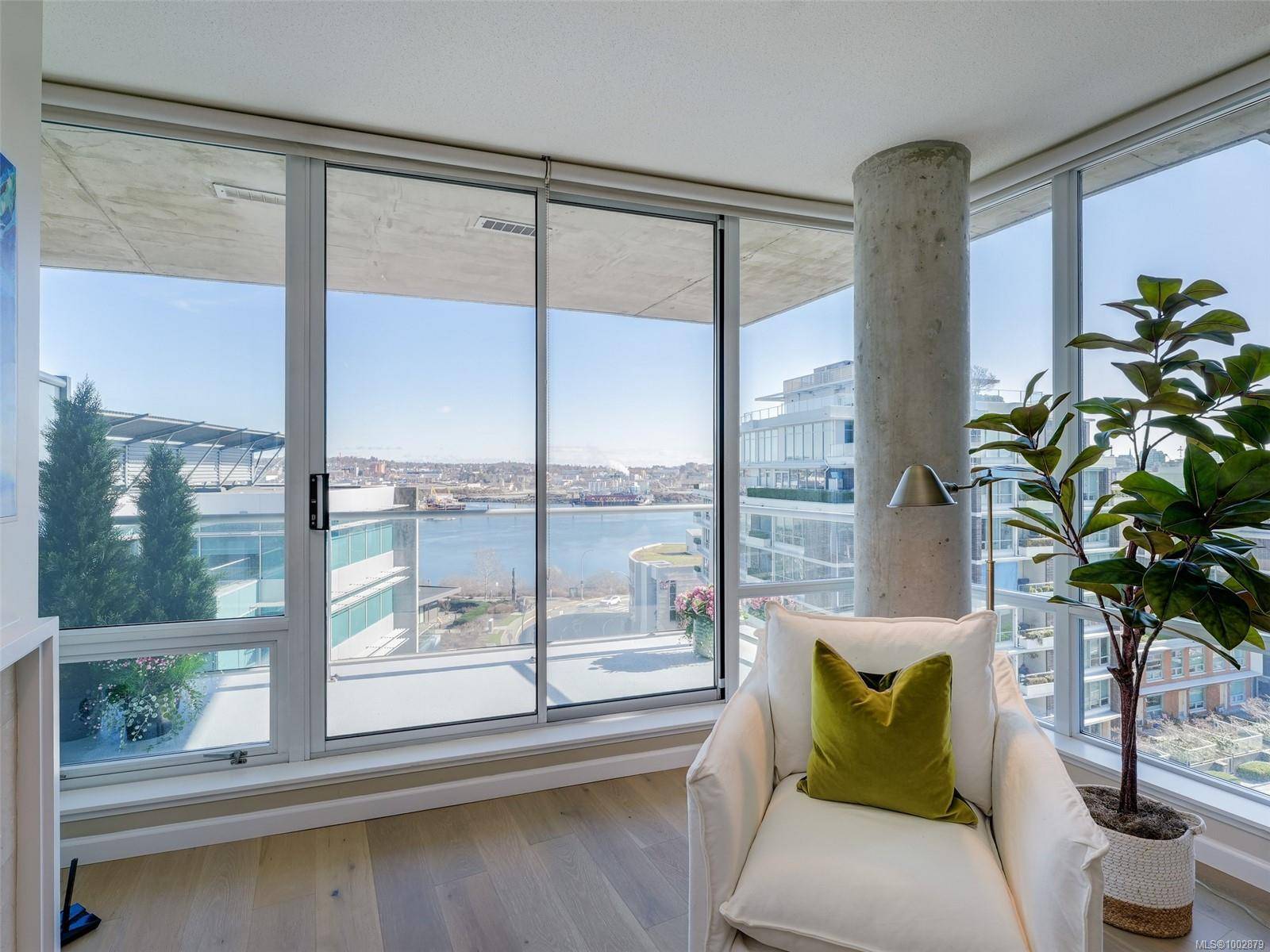 Victoria, BC V9A 7P9,160 Wilson St #714