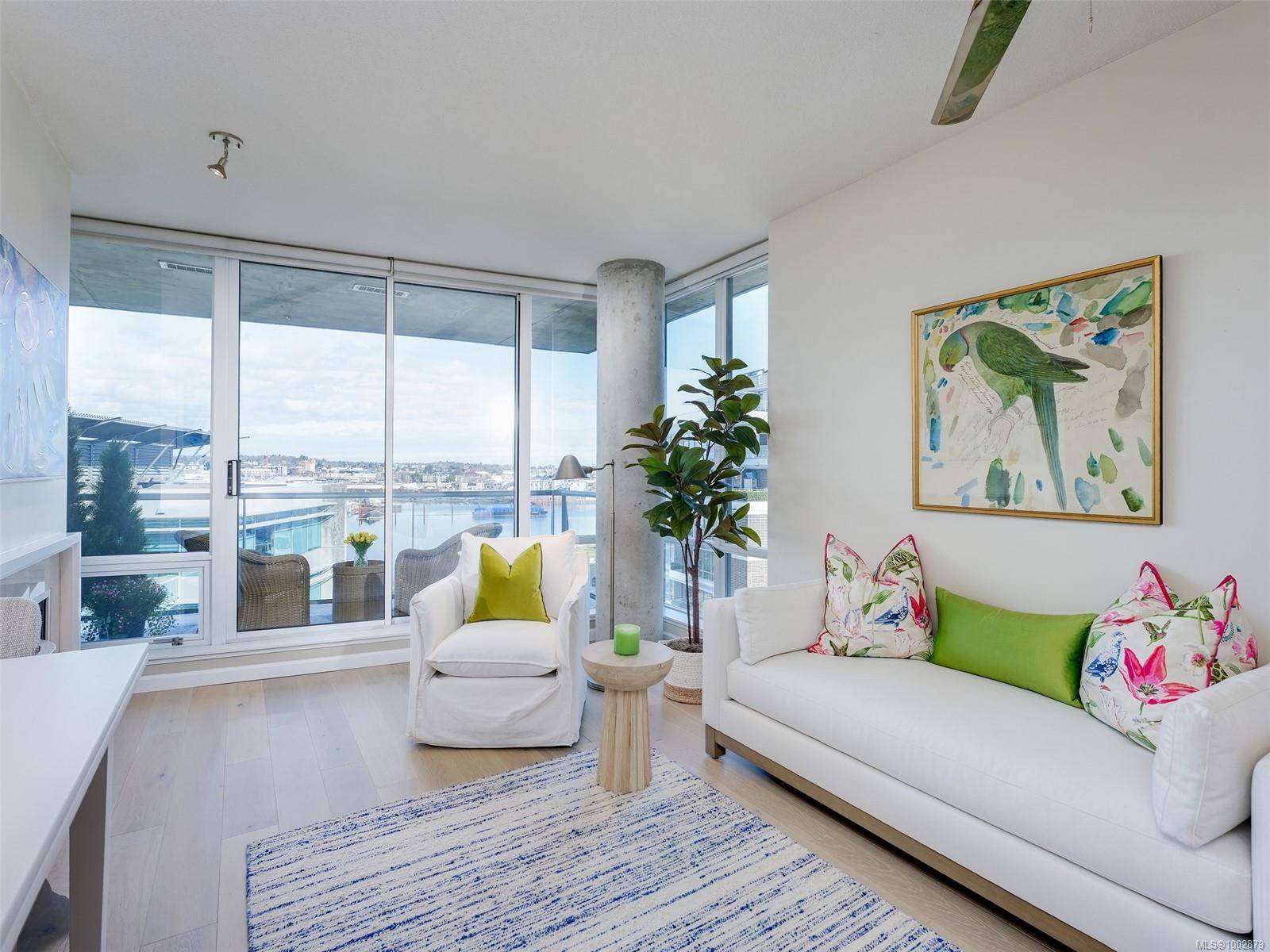 Victoria, BC V9A 7P9,160 Wilson St #714