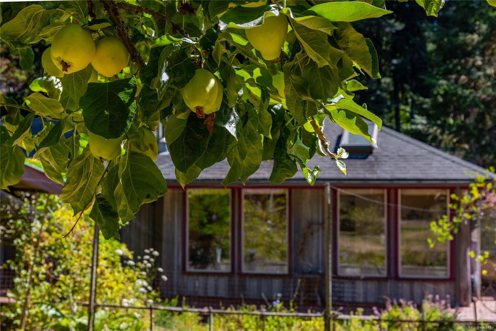 Pender Island, BC V0N 2M0,3708 Starboard Cres