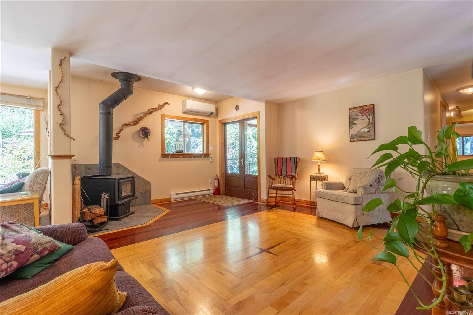 Pender Island, BC V0N 2M0,3708 Starboard Cres