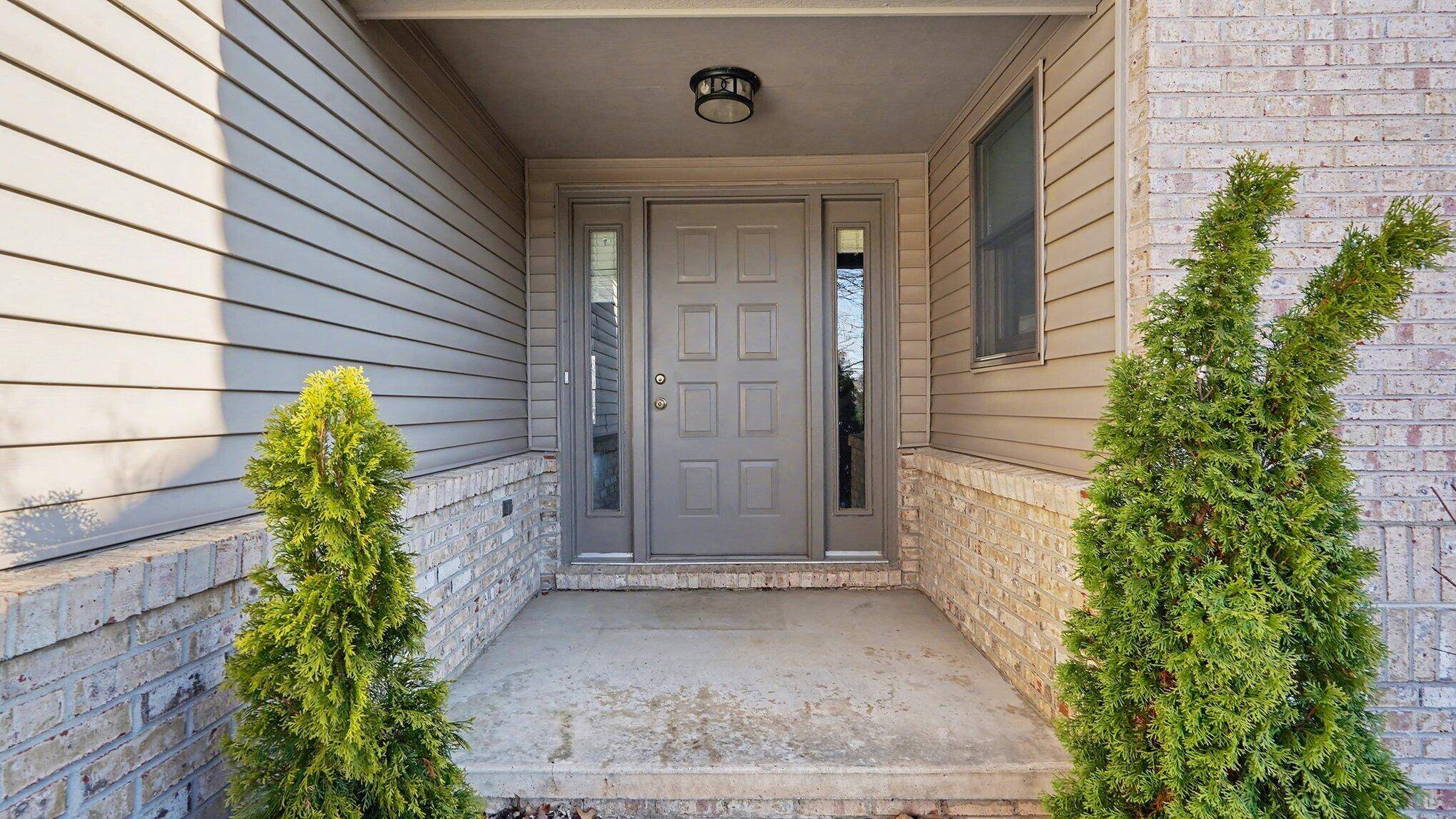 Ann Arbor, MI 48103,476 Colin CIR